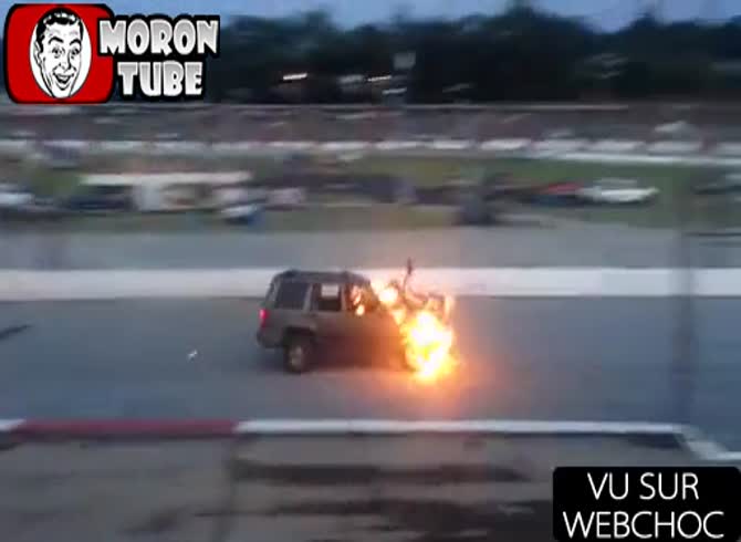 Video: After a catastrophic accident, a stuntman surprisingly recovers